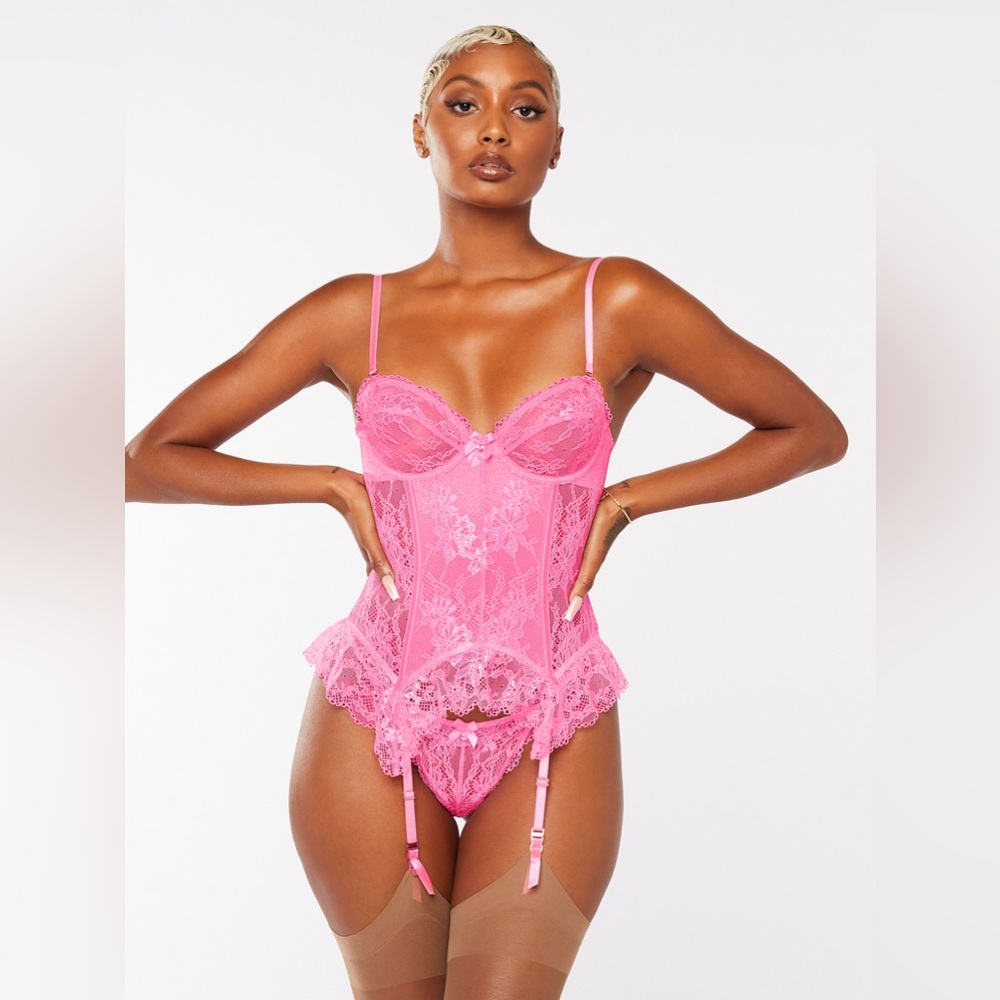 Living in the Clouds Iridescent Lace Corset/Thong Set